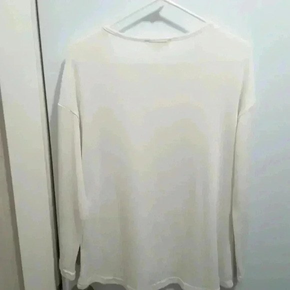 Double Zero Sweater with zipper details - Picture 2 of 5